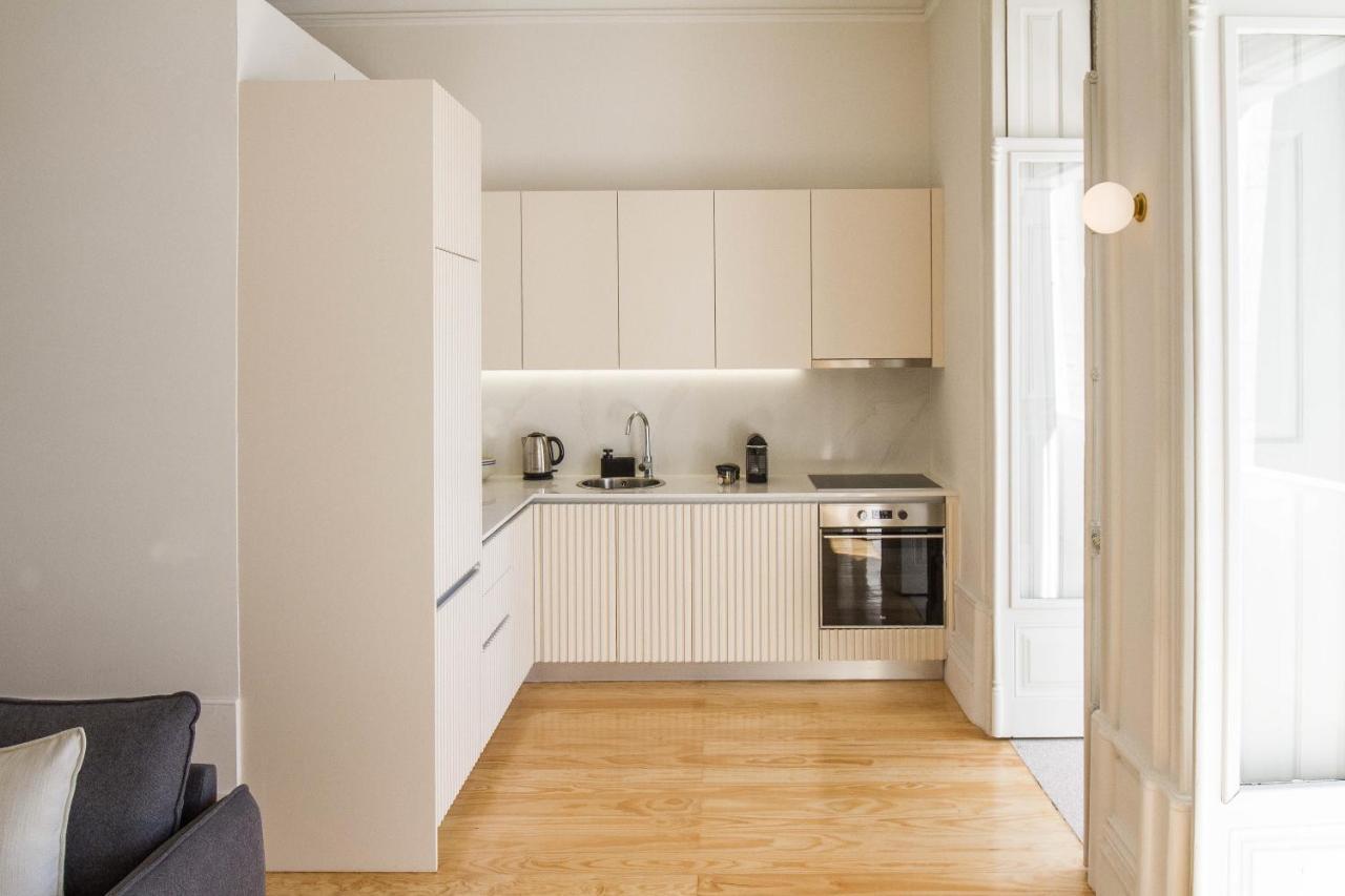 Modern Charming Loft With Balcony In Central Porto Eksteriør billede